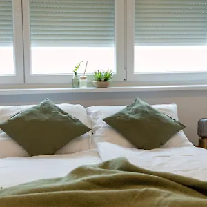  Appartement Large - Great For Groups - With Balcony Or Terrace